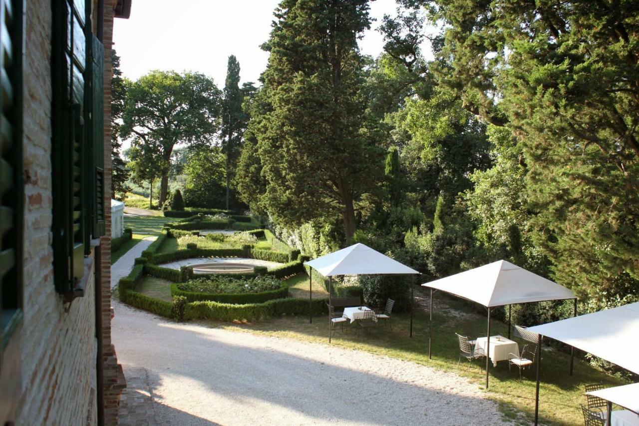 Villa Rinalducci Фано Екстер'єр фото